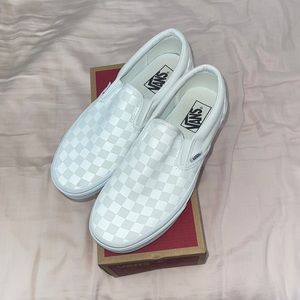 unisex white checker board vans